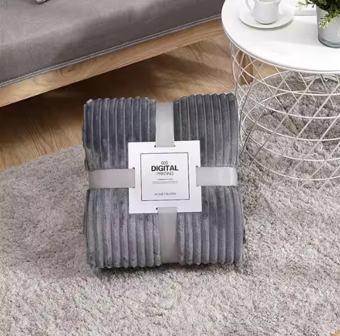 Striped Flannel Blankets for Beds, Solid Color Pink and Blue Soft Warm Mink Sofa Cover Bedspread Travel Blankets for Airplane Beach
